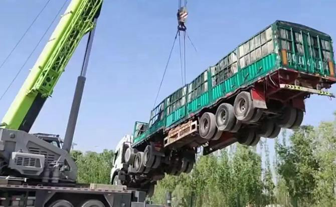 库伦旗道路脱困救援案例